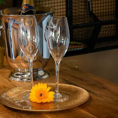 & Breakfast Satita Oda ve Kahvaltı